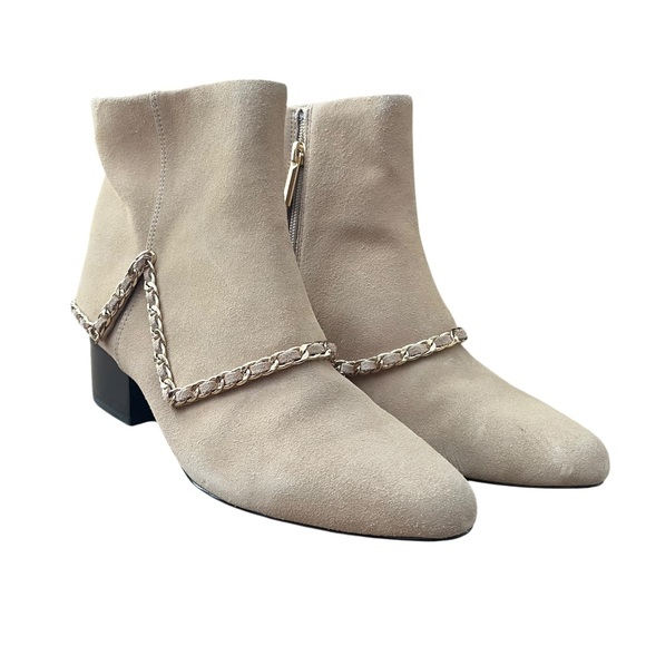 Karl Lagerfeld Cassie Zip Ankle Booties Women's Size 8M Beige Suede Chain Heels - Picture 11 of 13